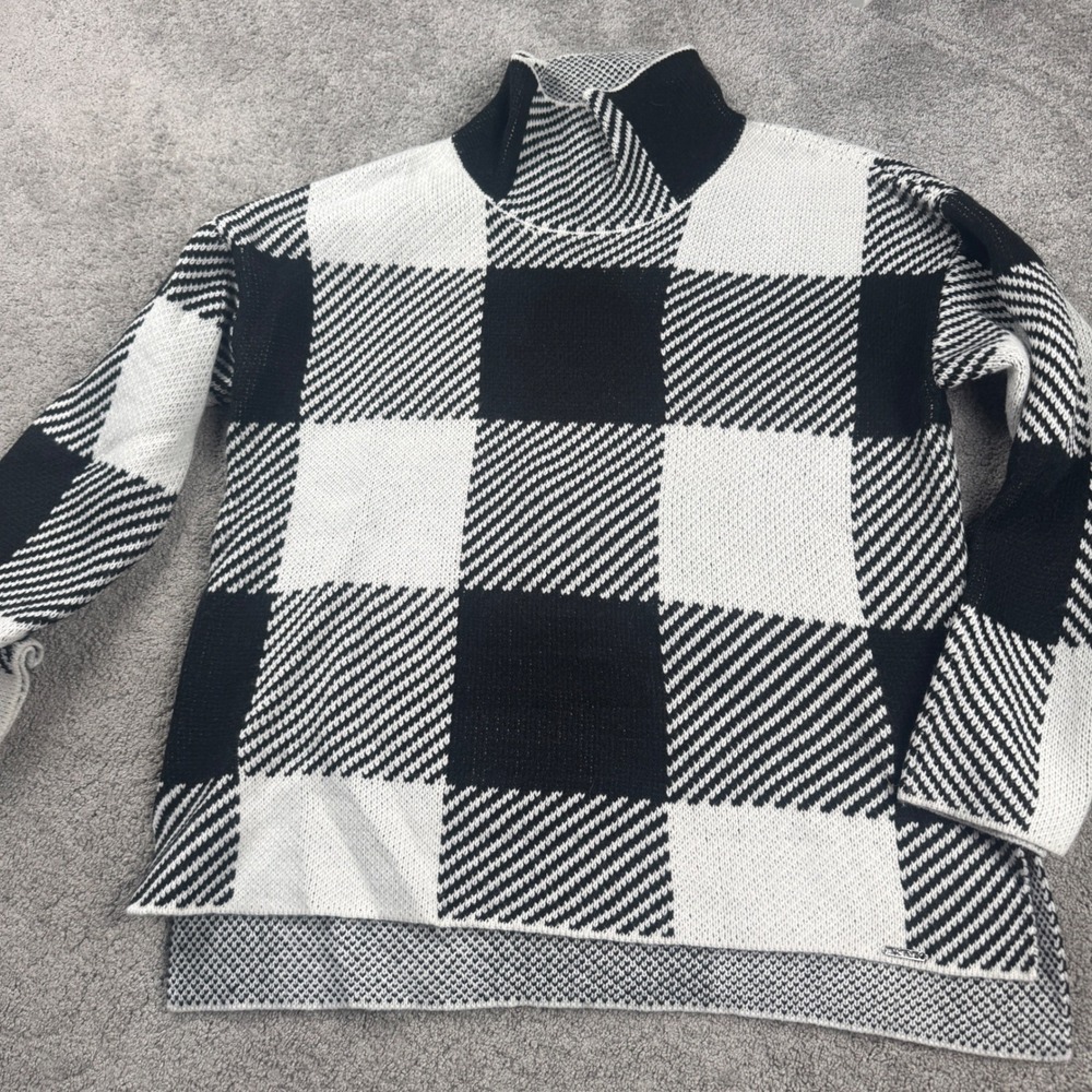 DKNY Women's Medium Black White Plaid Turtleneck High Low Sweater Long Sleeve